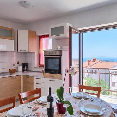 Apartmán Bozidar 2035 Premantura