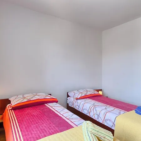 Bozidar 2035 Apartmán