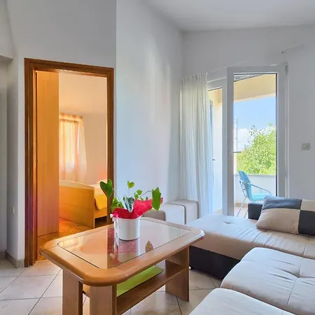 Bozidar 2035 Apartmán