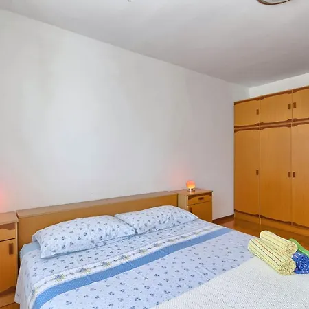 Bozidar 2035 Appartement