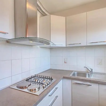 Bozidar 2035 Appartement *