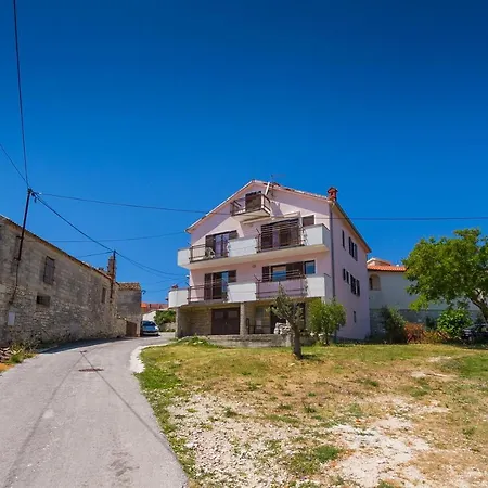 Bozidar 2035 Appartement