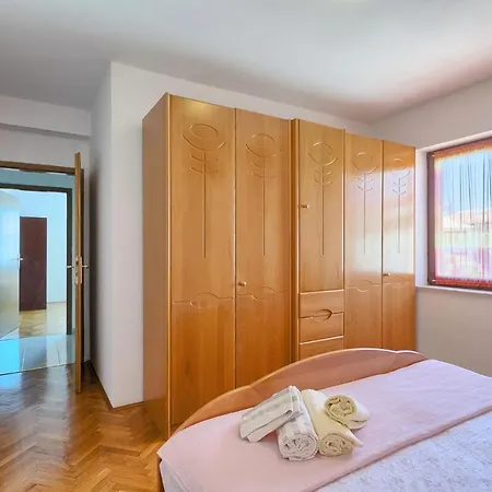 Appartement Bozidar 2035 Premantura